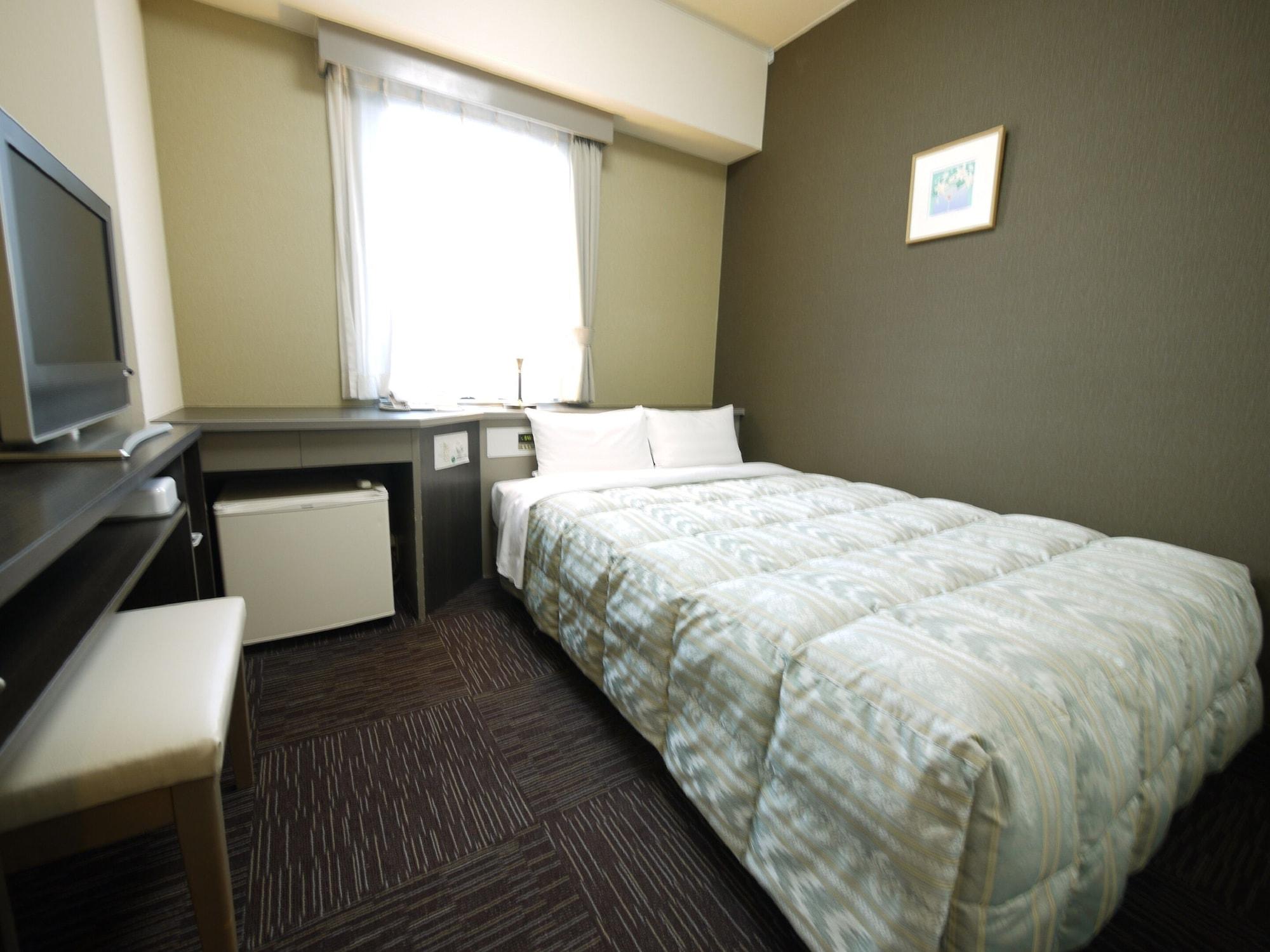 Hotel Route-Inn Toyama Ekimae Exterior foto